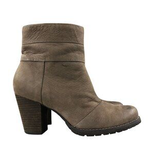 Clarks Women's Size 6.5M Mission Brown Leather High Heel Ankle Booties